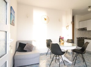 Dining - Apartment Nela - Two Bedroom Apartment 1 Kiara (Okrug Gornji)