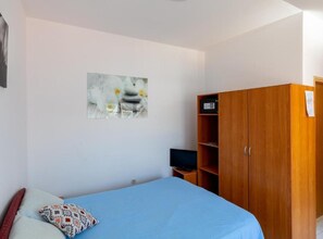Accès Internet, draps fournis