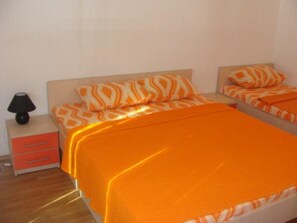 1 bedroom, Internet, bed sheets