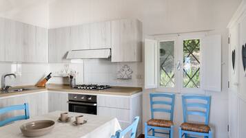 Kühlschrank, Ofen, Herdplatte, Geschirrspüler