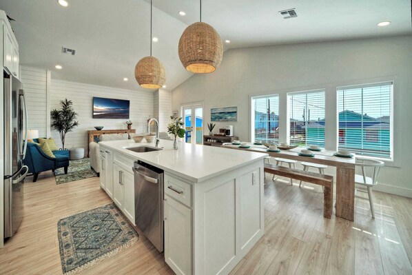 House (Multiple Bedrooms) | Interior