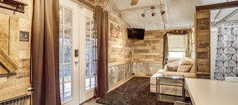 Peaceful Cabin Retreat Near Prairie Band Casino