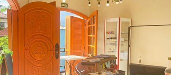 เมรากิ โฮสเทล