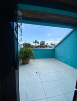 Basic Triple Room, City View | Free WiFi