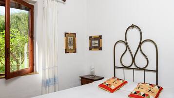 3 makuuhuonetta, ilmainen Wi-Fi, vuodevaatteet