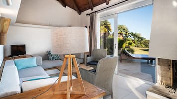 Télévision, cheminée