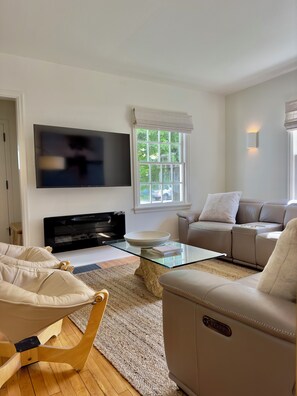 TV connectée, cheminée