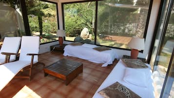 3 chambres, fer et planche Ă repasser, Wi-Fi gratuit, draps fournis