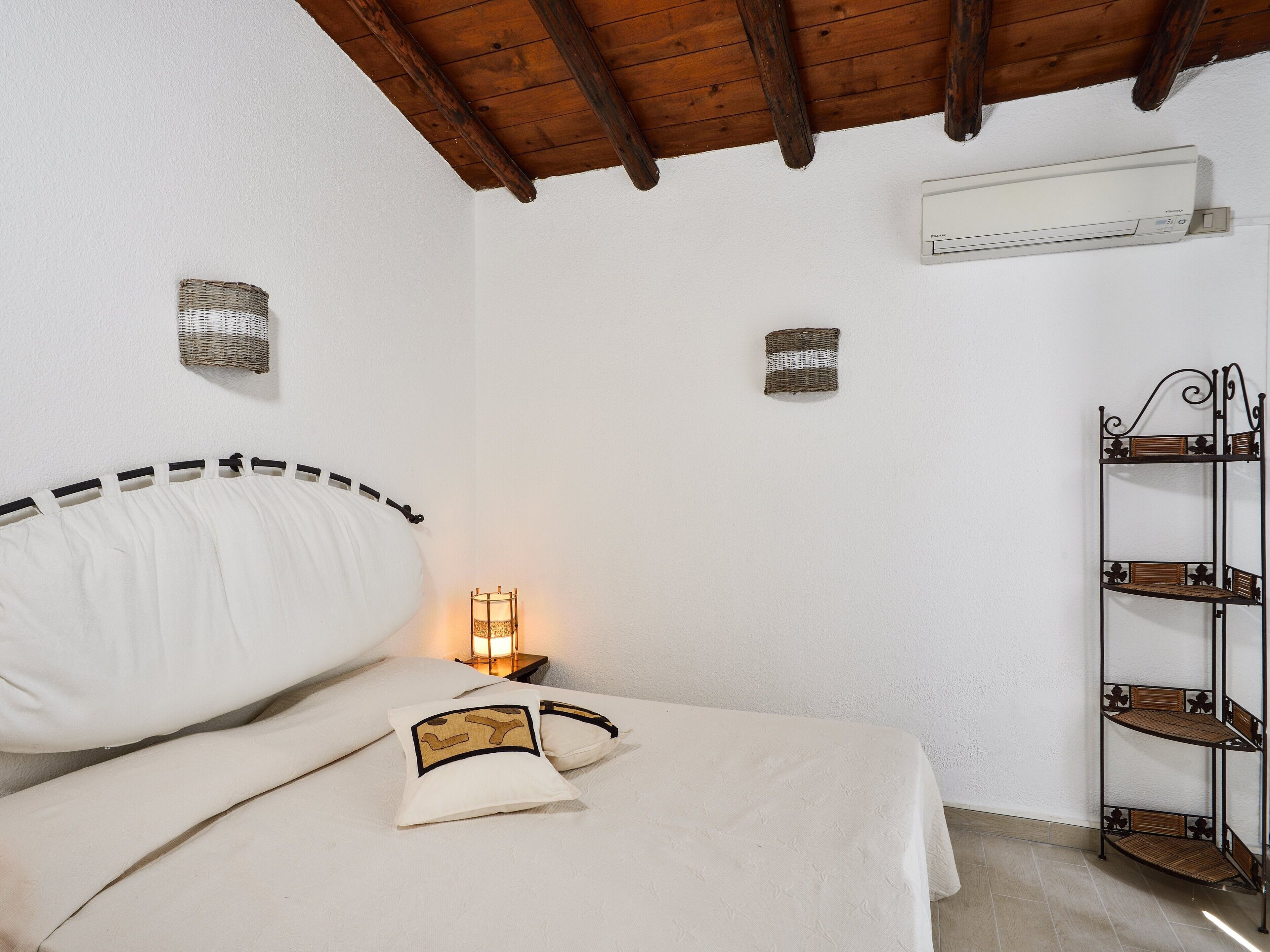 3 makuuhuonetta, ilmainen Wi-Fi, vuodevaatteet