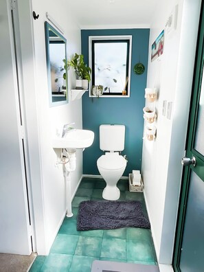 風筒、提供毛巾、番梘、廁紙