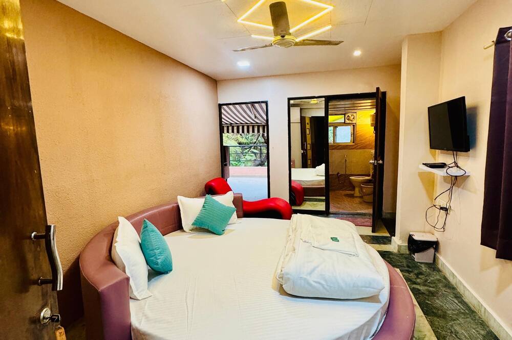 Hotel Elite Stay -Kalyani Nagar Pune