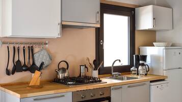 Kühlschrank, Ofen, Herdplatte, Geschirrspüler