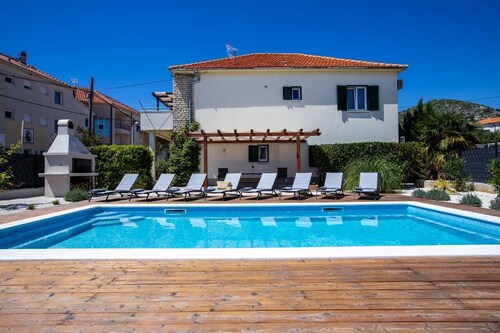 Villa Mira Mare - perfect family getaway by MyWaycation