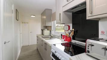 Kochgeschirr/Geschirr/Besteck