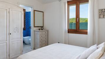 3 bedrooms, free WiFi, bed sheets