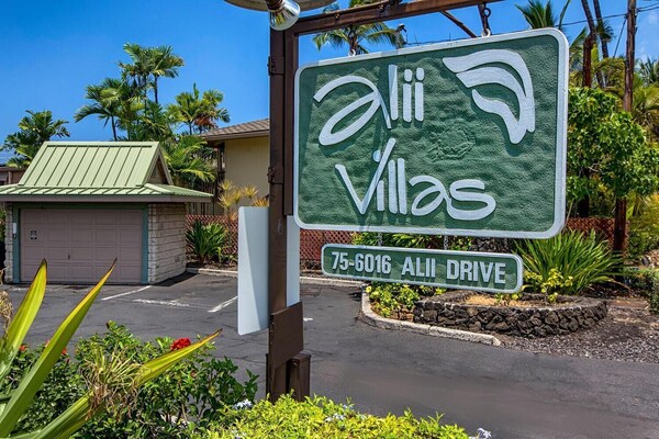 Alii Villas#303 Fully Remodeled Top Floor Unit! - Hawaii