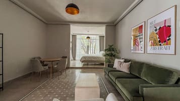 Loft Supérieur | Wi-Fi gratuit, draps fournis