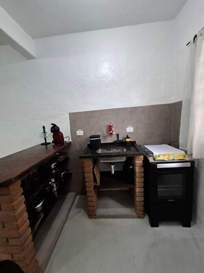 Private kitchen - Lua Chalés (São Sebastião)