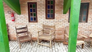 Chalet | Terrace/patio - Lua Chalés (São Sebastião)