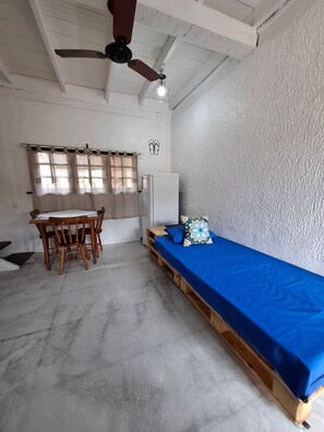 Basic Chalet | Interior - Lua Chalés (São Sebastião)