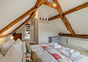 2 slaapkamers, een strijkplank/strijkijzer, wifi, beddengoed