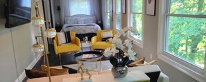 1 chambre, fer et planche à repasser, Wi-Fi gratuit, draps fournis