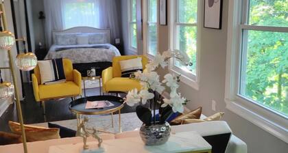 Elegant Retreat With Heated Pool