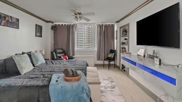 Condo, 3 habitaciones, baño privado | 3 habitaciones, tabla de planchar con plancha y wifi gratis