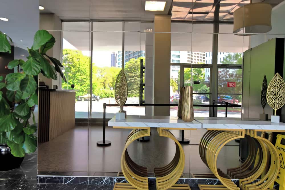 Modern 3BR Condo - Heart of ATL - Virginia Highland, GA