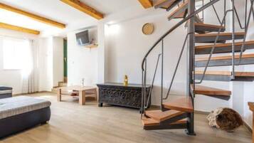 House (Holiday Home Klara) | Living room | 32-inch flat-screen TV with cable channels