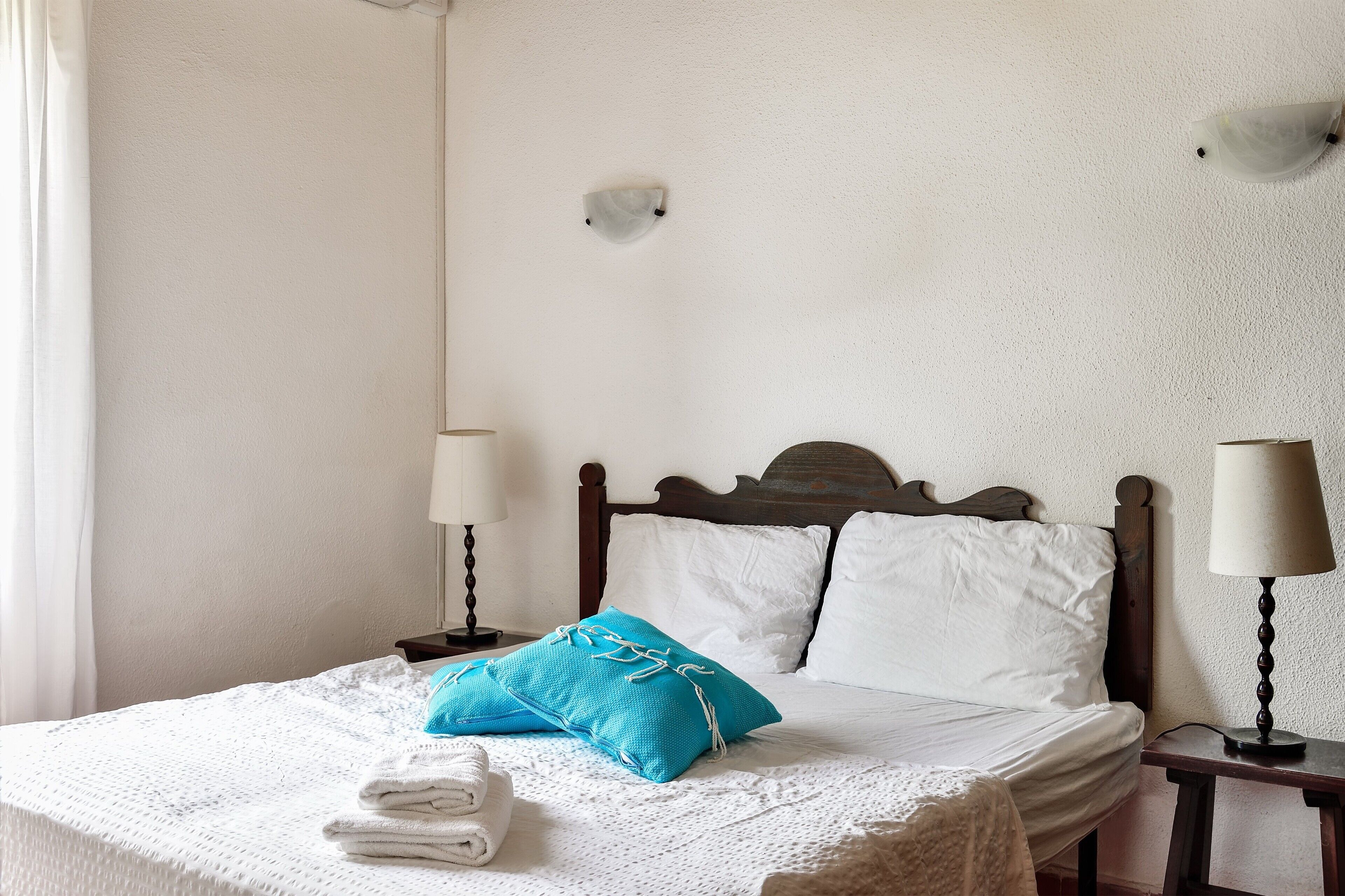 3 quartos, Wi-Fi de cortesia, roupa de cama