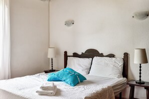 3 bedrooms, free WiFi, bed sheets