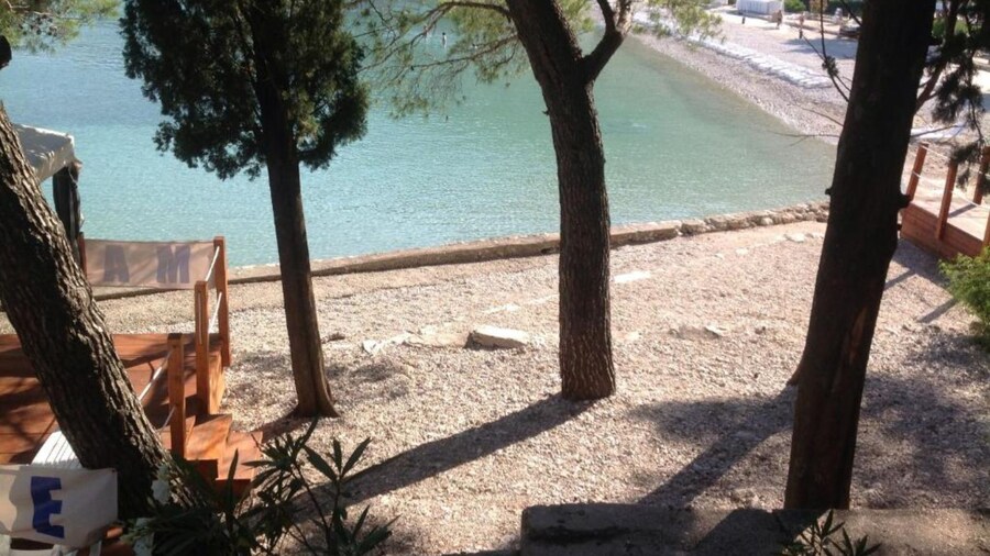 Wonderful Apartment Biserka Near the Beach