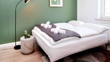 2 bedrooms, WiFi, bed sheets