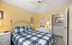 2 Schlafzimmer, Bügeleisen/Bügelbrett, WLAN, Bettwäsche