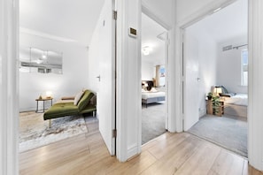 2 bedrooms, desk, iron/ironing board, WiFi