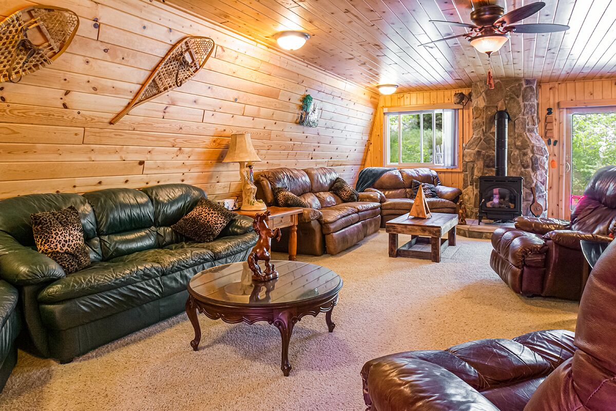 Smart-tv och eldstad