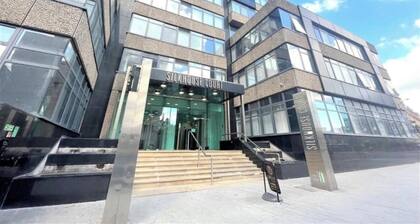 2 Bedroom Apartment with Amazing Views of Liverpool City Centre