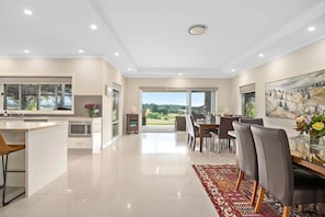 Dining - Mole Hill Farmhouse (Keinbah)