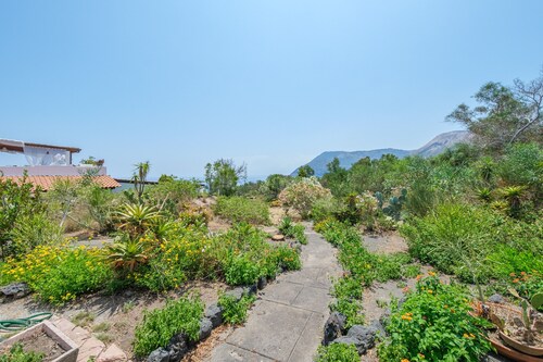 Villa 'Anna Maria' mit Meerblick, Privatterrasse und Wi-Fi