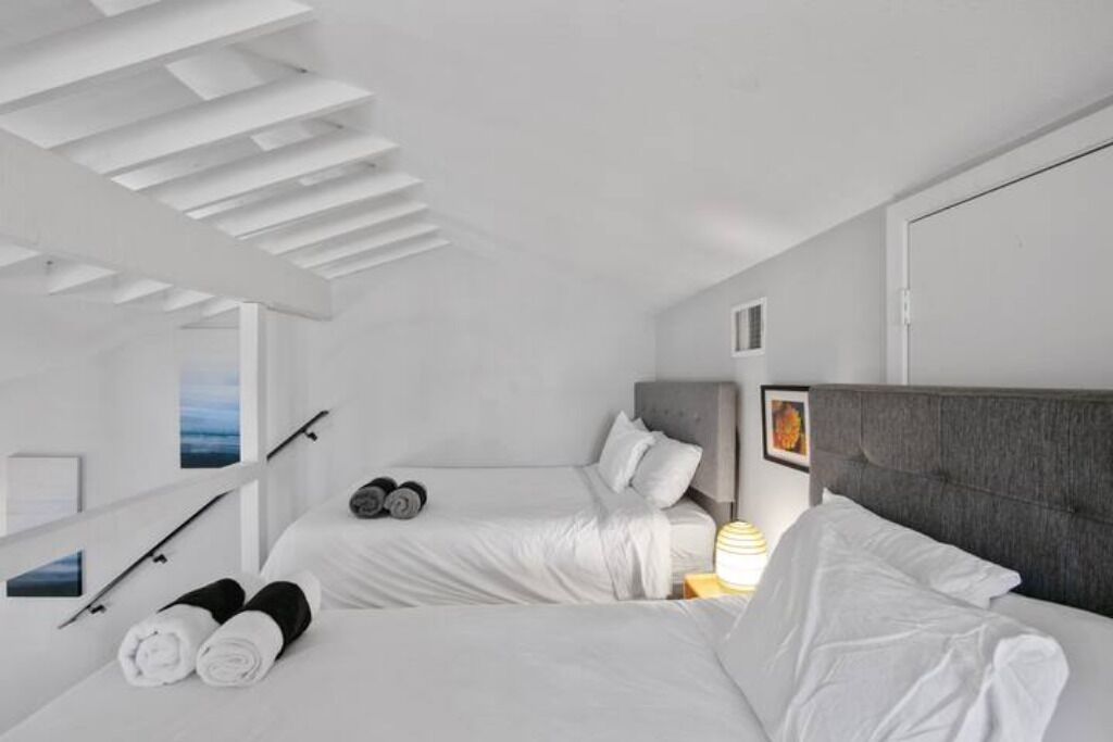 6 chambres, fer et planche à repasser, Wi-Fi gratuit, draps fournis