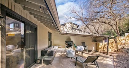Huge Private Villa near Downtown - 12 Real Beds