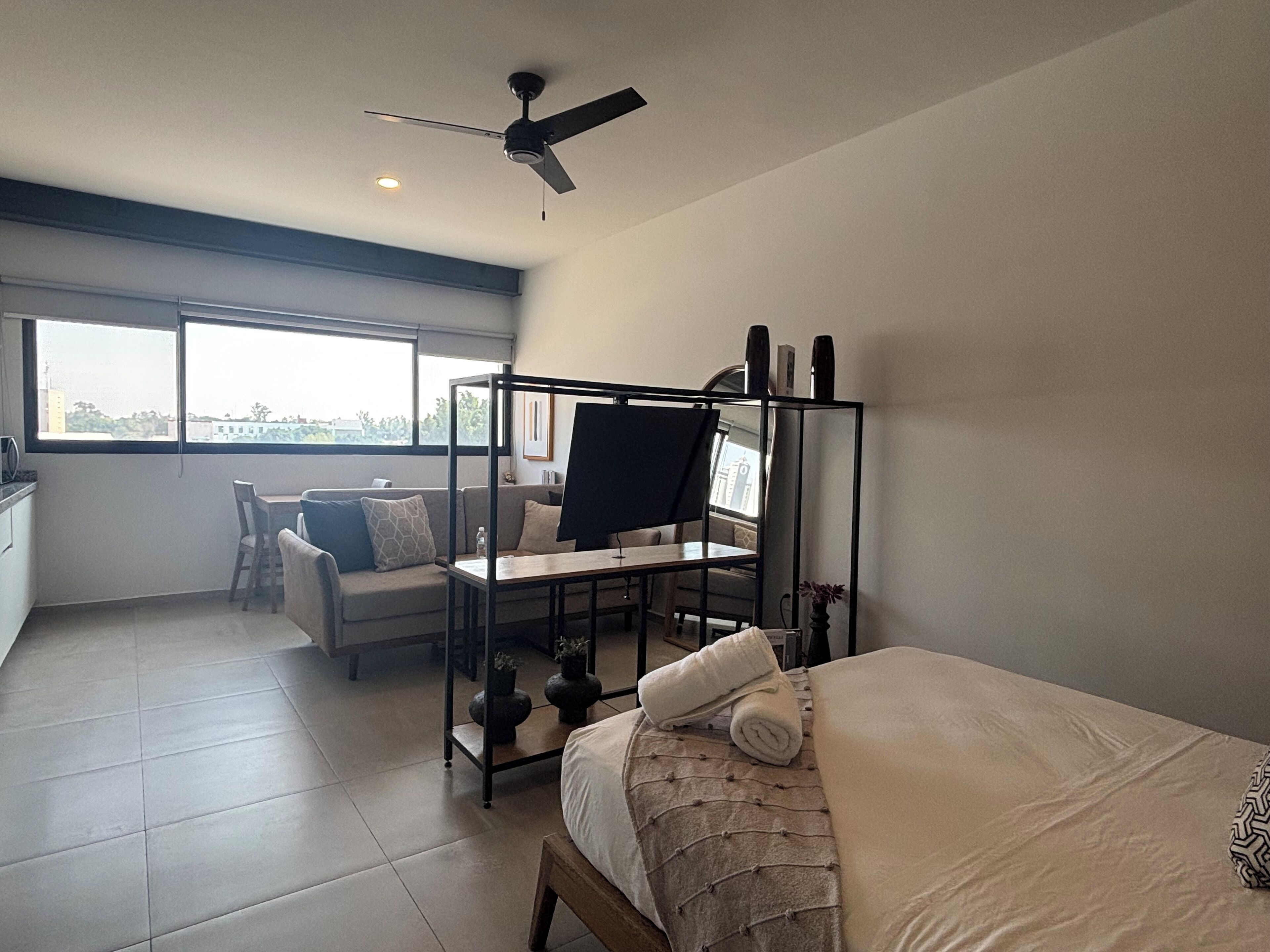 Sengetøy av topp kvalitet, skrivebord og skrivebord for bærbar PC