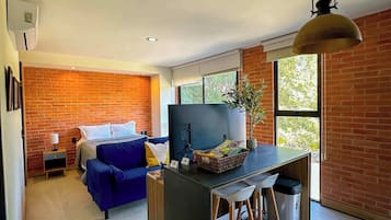 1 chambre, bureau, fer et planche Ă repasser, Wi-Fi