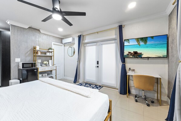 1 bedroom, desk, iron/ironing board, free WiFi