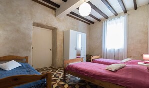 2 dormitoris, wifi gratuïta i roba de llit