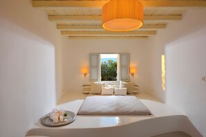 5 bedrooms, iron/ironing board, WiFi, bed sheets - Villa Irida (Mikonos)