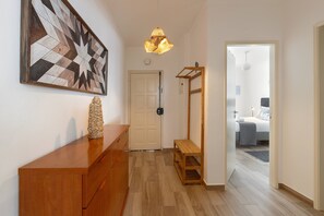 1 bedroom, iron/ironing board, travel cot, free WiFi - Casa Medusa - Cozy Retreat (Peniche)