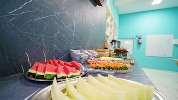 Free daily buffet breakfast