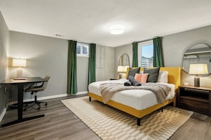 5 chambres, fer et planche à repasser, Wi-Fi, draps fournis